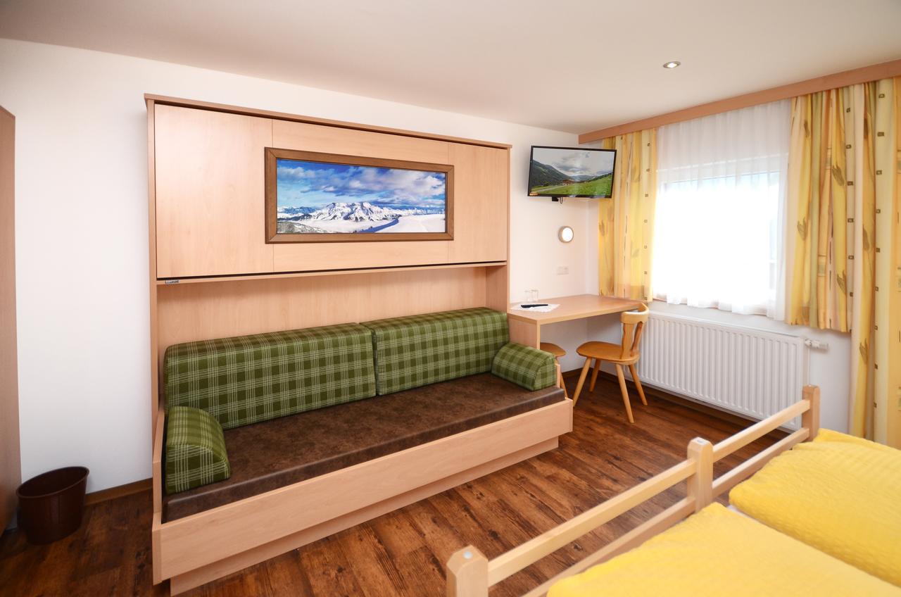 Ferienhof Woelflbauer Saalbach-Hinterglemm Bagian luar foto